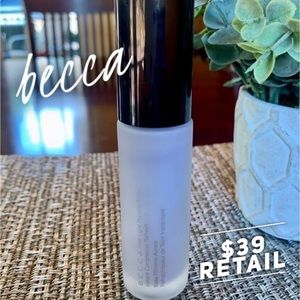 Becca First Light Priming Filter face primer